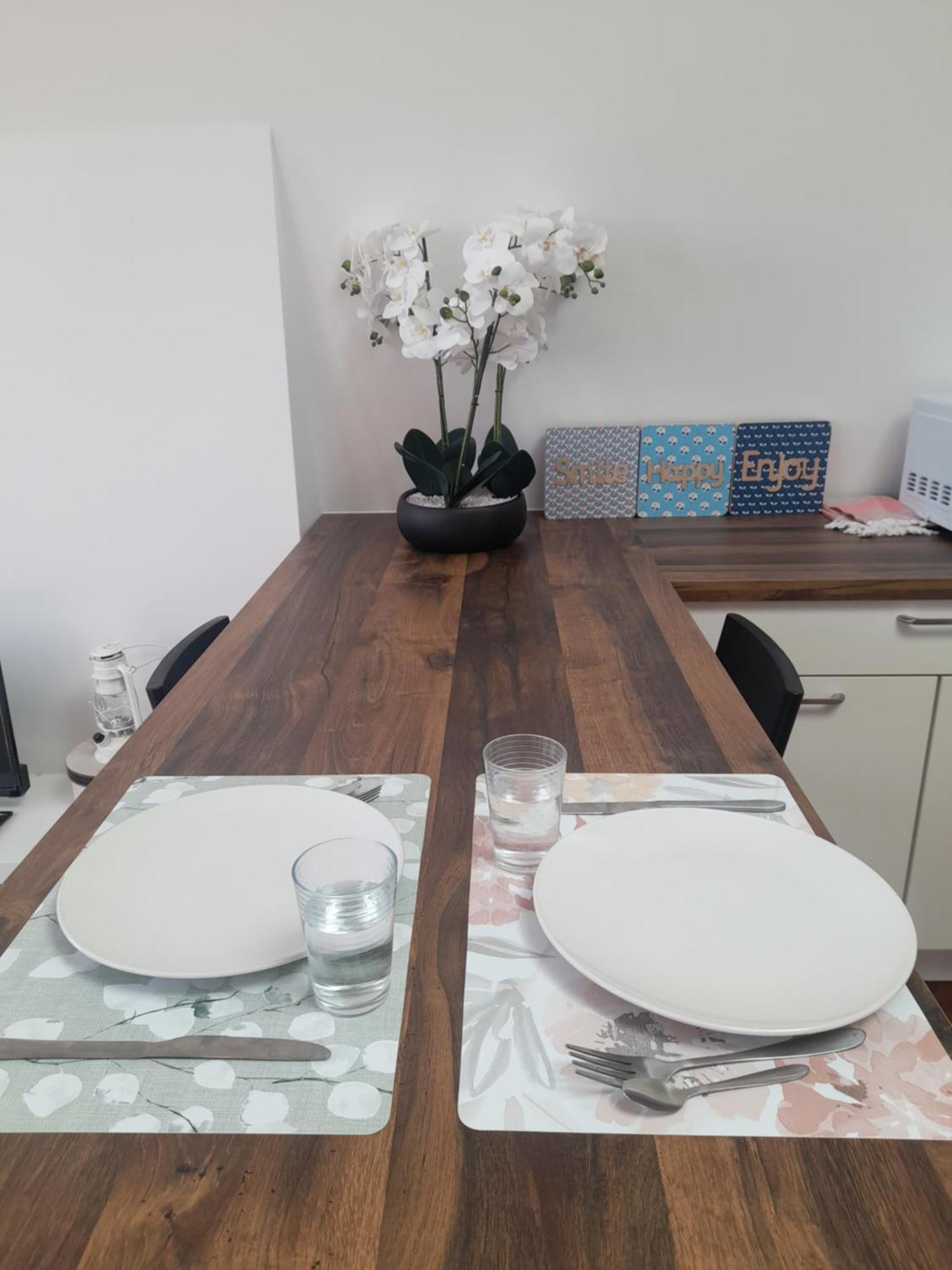 Appart Dans Petit Chateau En Centre Ville Lagny-sur-Marne Luaran gambar